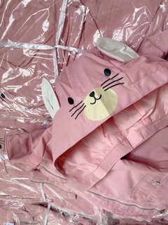 Áo khoác mèo hồng H&M