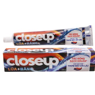 Kem đánh răng CloseUp lửa băng 180g