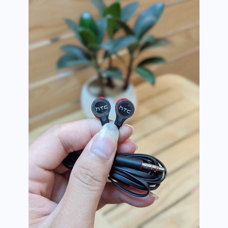 Tai nghe HTC 301, One Max 301  Chính Hãng, Bass siêu hay, giá rẻ nhưng chất lượng- Kèm Quà Tặng