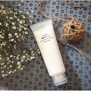 Sữa rửa mặt Muji Face Soap