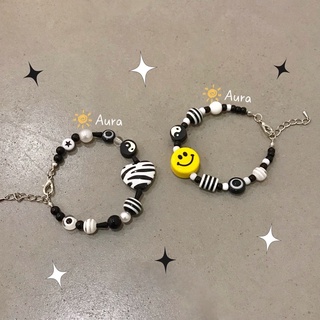 Vòng tay Trắng đen Handmade thiết kế bởi Aura