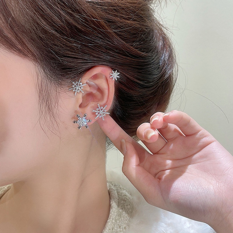 Khuyên Vành Tai Hình Bông Tuyết Đính Đá Thời Trang