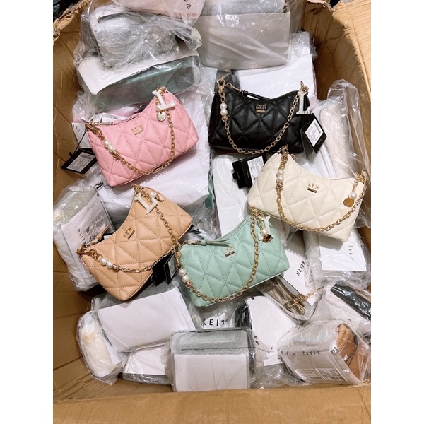 Túi lyn kẹp nách