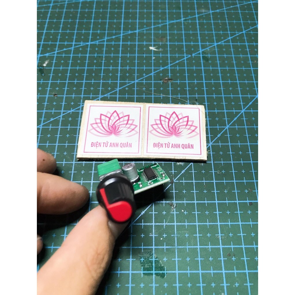 Mạch khuếch đại âm thanh PAM8403 2*3W 5v có volum