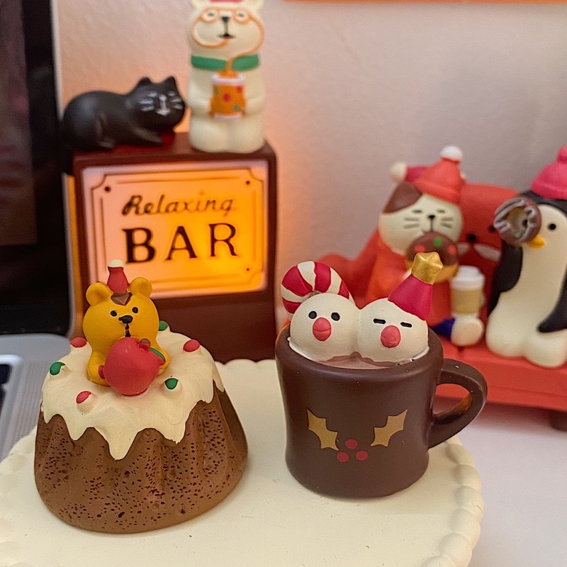 Mô hình mèo chủ đề Noel