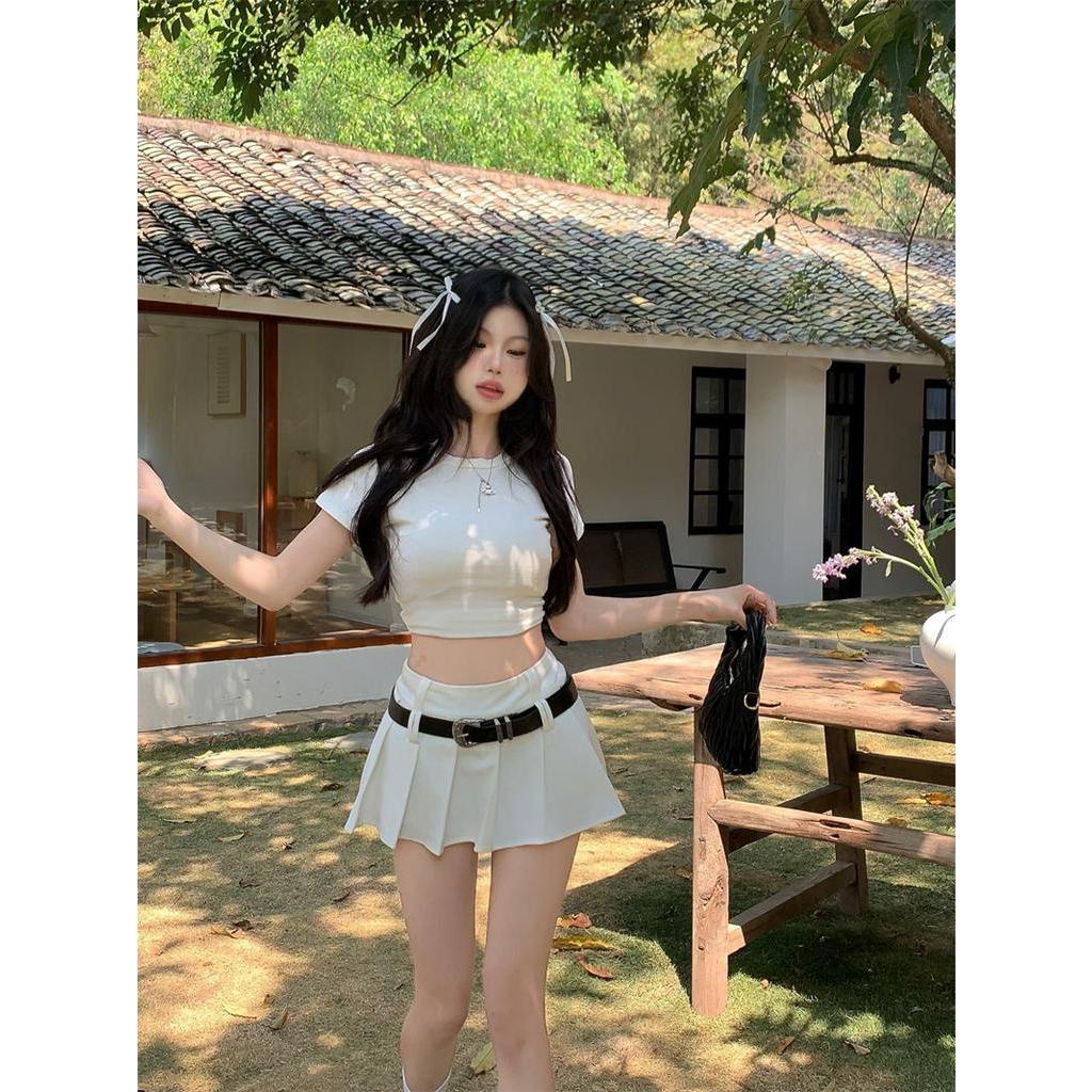 Đầm Xếp Ly Lưng Thấp Tay Ngắn 62916