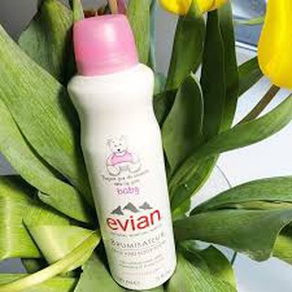 Xịt khoáng Evian 150ml