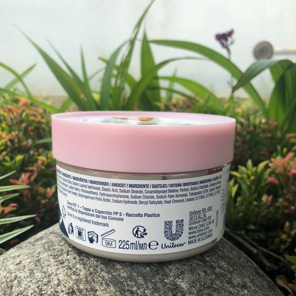 Tẩy Da Chết Dove Exfoliating Body Scrub Lựu và bơ hạt mỡ