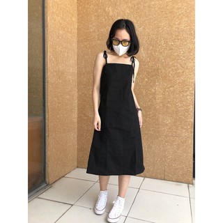 Váy 2 dây xẻ