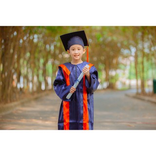 áo lễ phục cử nhân mầm non