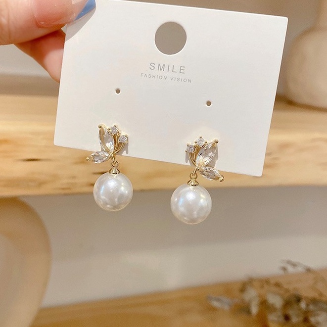 Khuyên tai KTCB311 bướm thả ngọc trai nhân tạo nữ tính