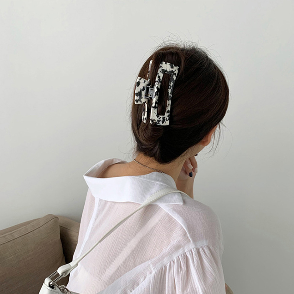 Kẹp tóc họa tiết bò sữa xinh xắn cho nữ