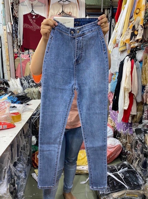 Quần jeans dài 2 NÚT TRƠN mã 02 ôm body lưng siêu cao | BigBuy360 - bigbuy360.vn