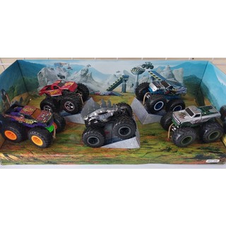 Bộ 5 Chiếc Xe HotWheels Monster TruckS