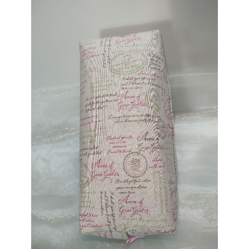 Hộp bút vải chữ hồng