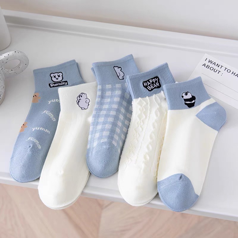 Tất nữ cổ ngắn họa tiết hình gấu happy bear dễ thương, phong cách trẻ trung, chất liệu co dãn, thấm hút mồ hôi