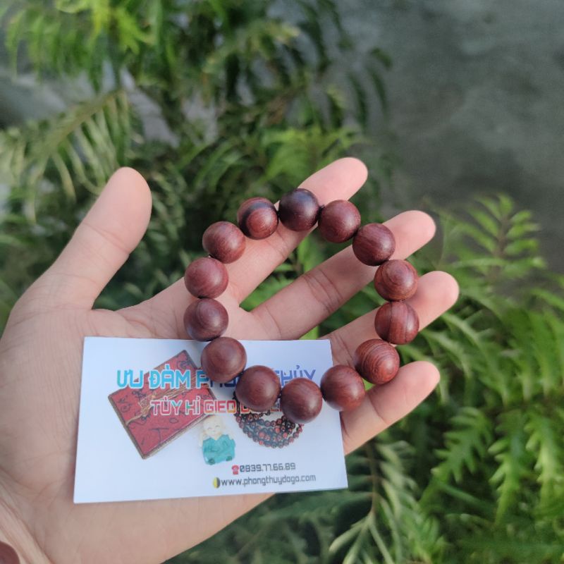 Vòng tay gỗ Cẩm lai thơm, vòng tay gỗ bền không mối mọt | BigBuy360 - bigbuy360.vn