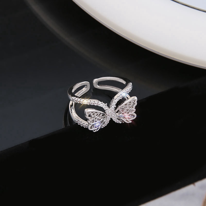 Nhẫn Đính Đá Zircon Kiểu Dáng Đơn Giản Hợp Thời Trang