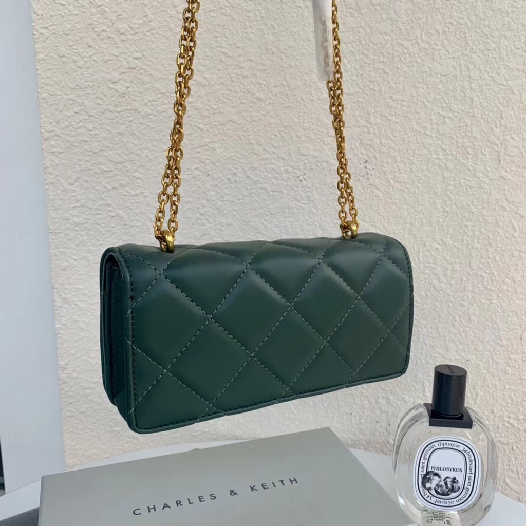 Ví Cầm Tay Phối Dây Xích Họa Tiết Tranh Sơn Dầu Dễ Thương Cho Nữ 10680924