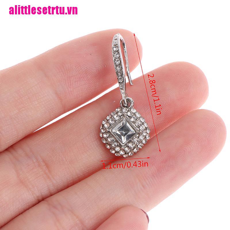 Khuyên Tai Nam Châm Giúp Giảm Cân