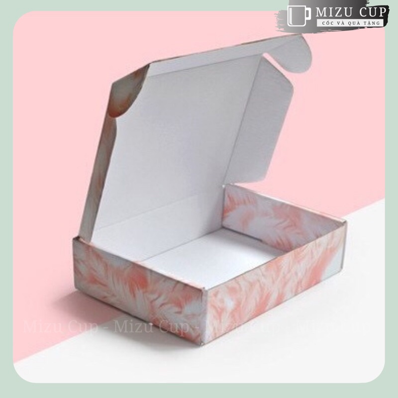 Hộp quà carton sóng cứng cáp lịch sự sang trọng