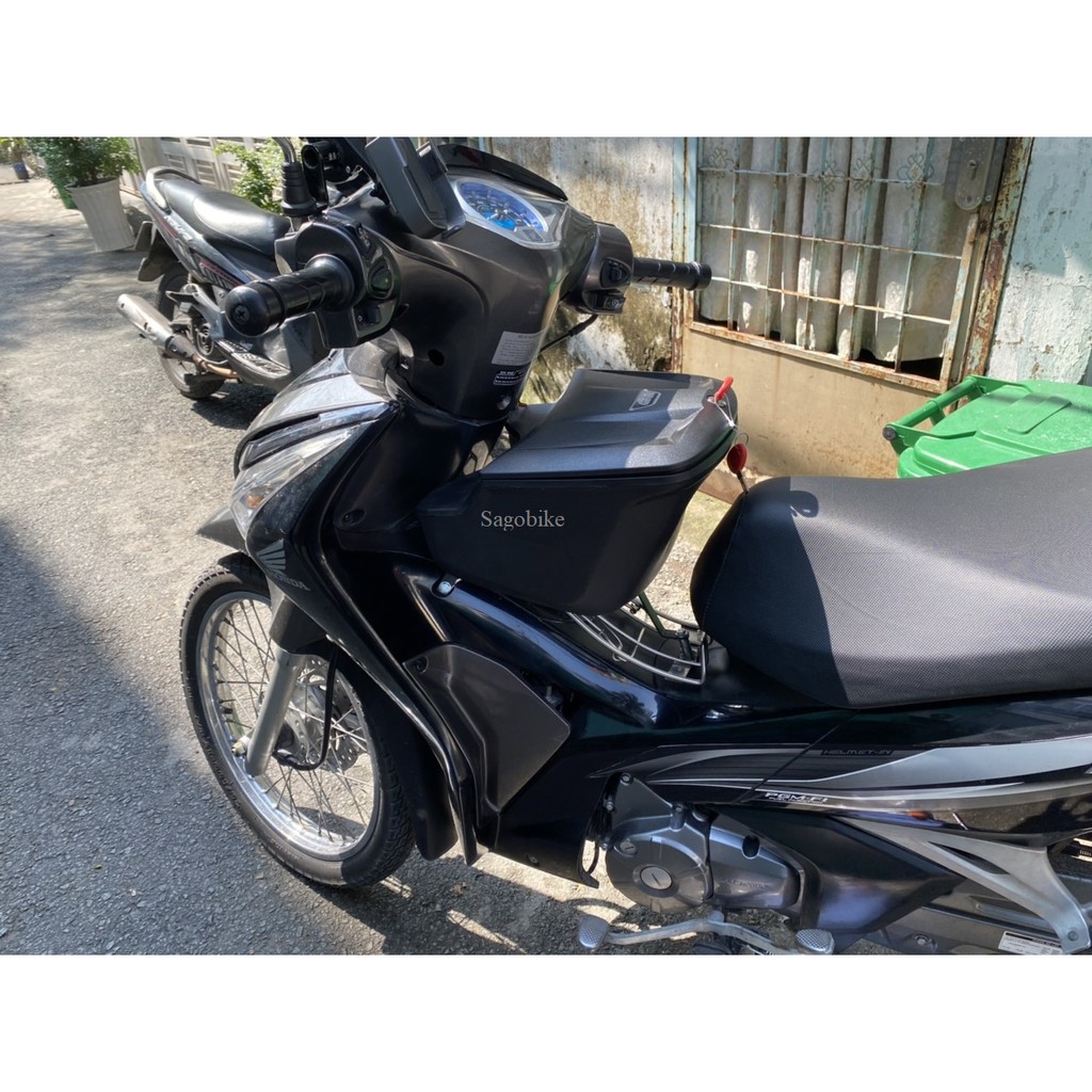 Thùng giữa Future 125, thùng Givi G12N kèm bát gắn chuẩn theo xe, hàng Givi chính hãng, bảo hành 2 năm