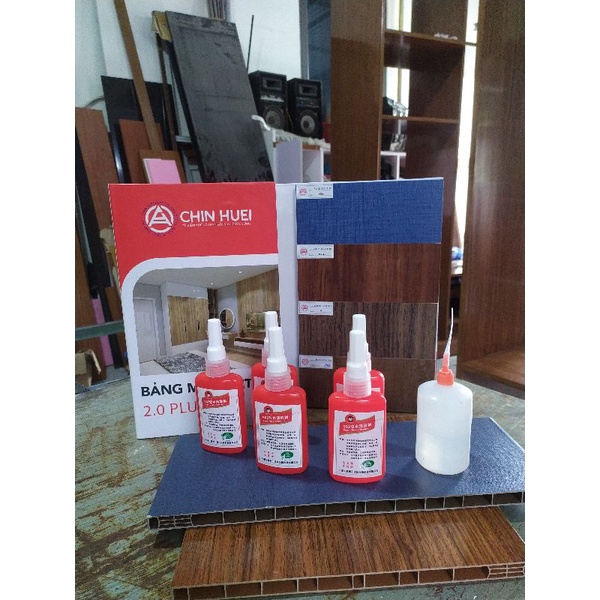 Tẩy keo 502 tấm nhựa đồ nội thất, quảng cáo Eco Plast, Vinco, Chinhuei, Alu, ... không làm bay màu vật liệu.
