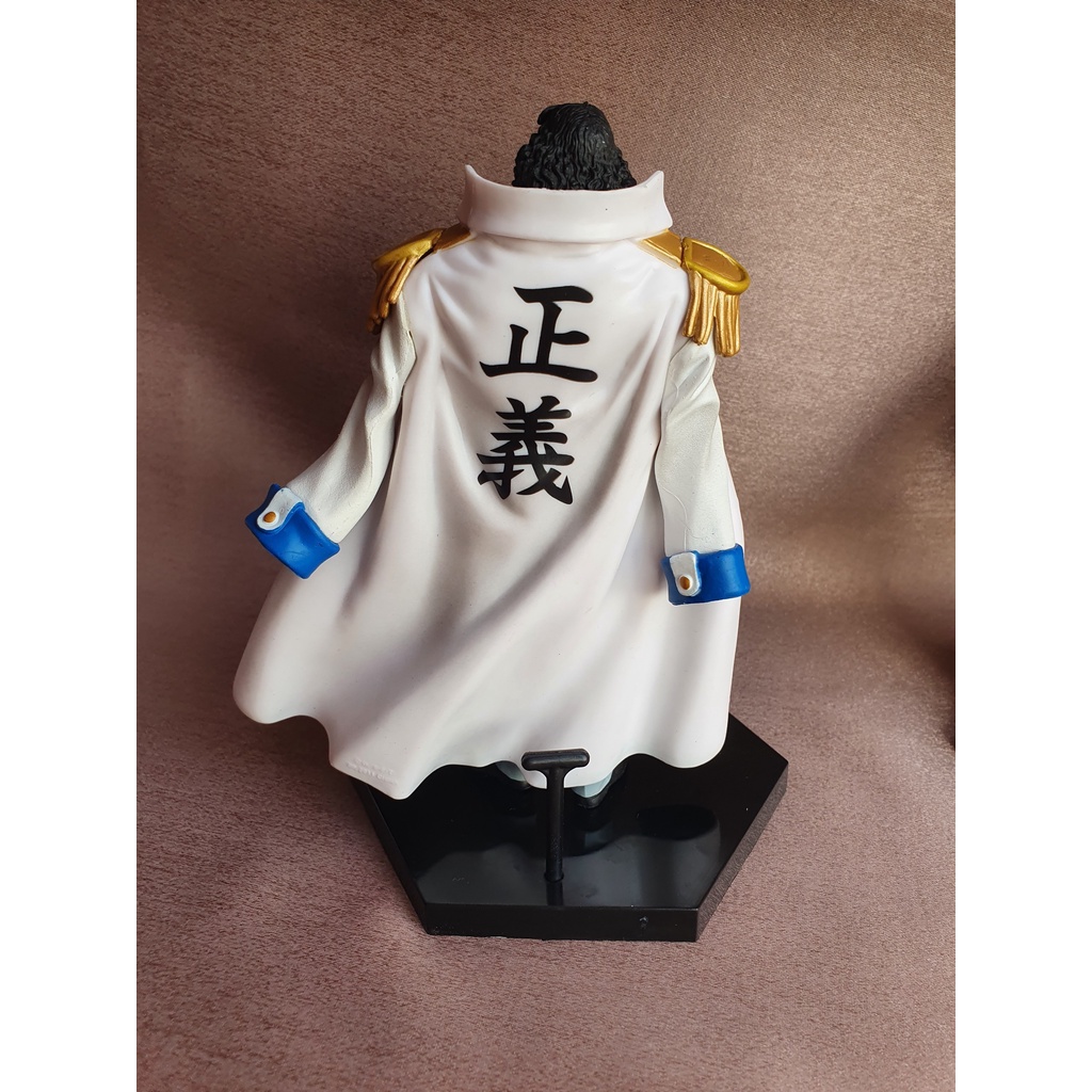 Mô Hình Figure Đô Đốc - One Piece