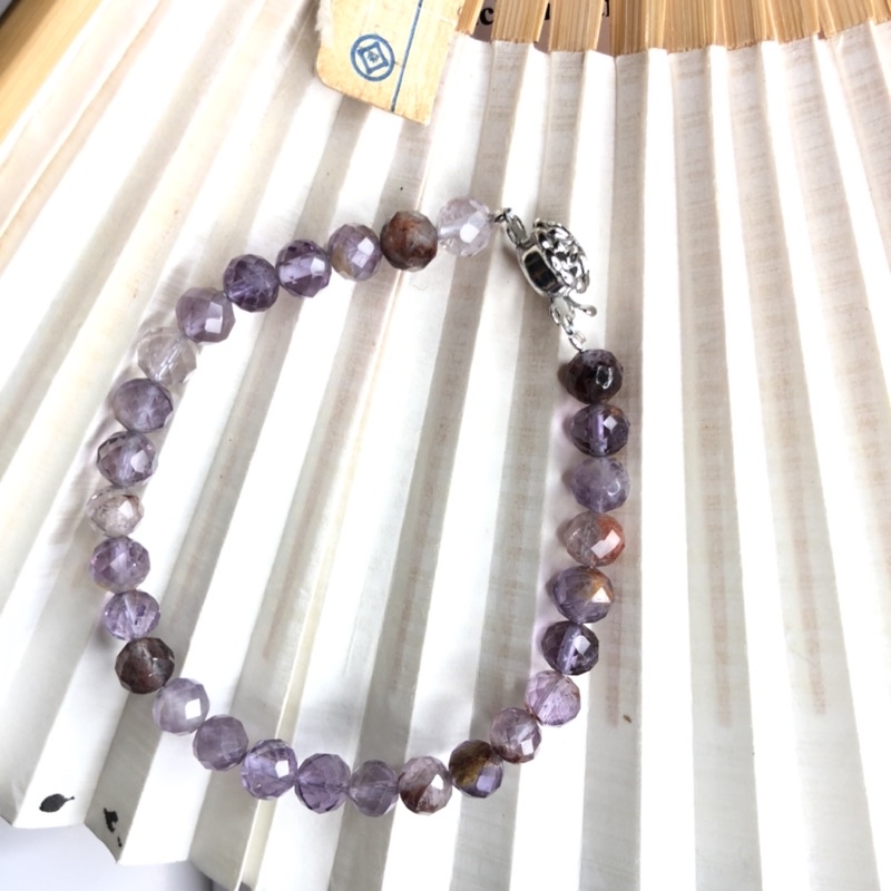 Vòng tay màu tím cắt giác