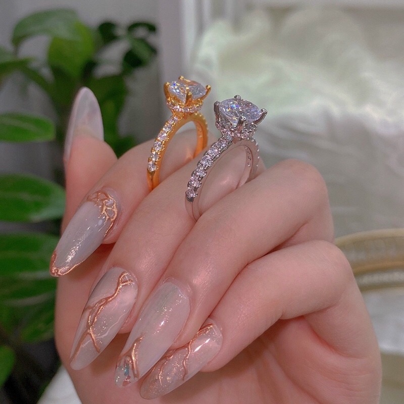 Nhẫn nữ xi bạch kim mạ vàng gắn đá viền xung quanh bền màu Kami