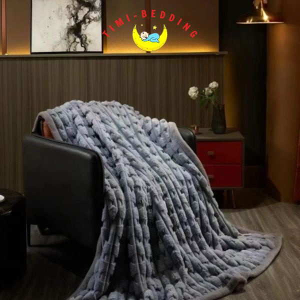 Chăn lông chồn luxury home cao cấp kèm túi da xin nặng 5kg kích thước 2x2,3m - Timibedding