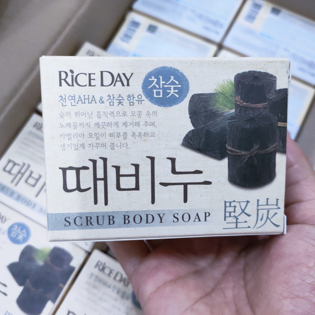 XÀ Bông Tắm Tẩy Da Chết Scrub Soap Than Cấy Thông Hàn Quốc Dưỡng Trắng Da, Sạch Mụn