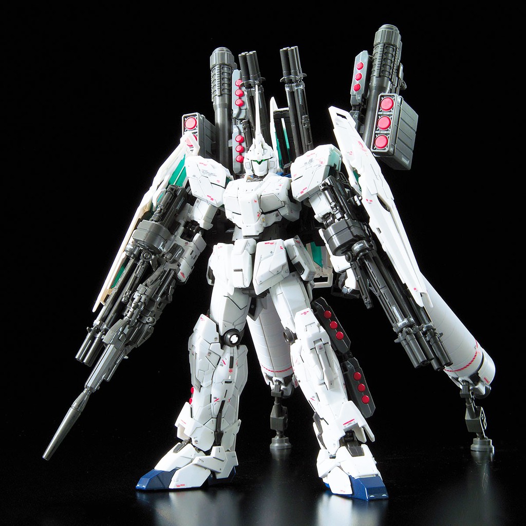 Mô Hình Gundam Bandai RG 30 Full Armor Unicorn [GDB] [BRG]