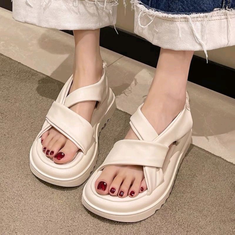 Sandal quai da chéo xoắn chun sau QC loại 1 Xăng đan đế răng cưa 5cm