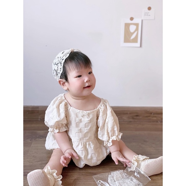 Turban ren hoa bản to màu beige hàn quốc cho bé