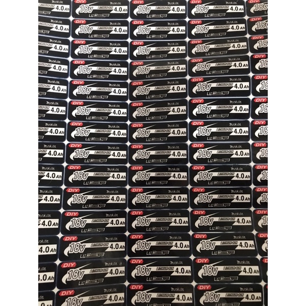 Tem dán vỏ pin đề rõ dung lượng nổi bật vỏ pin 18v và 14,4v