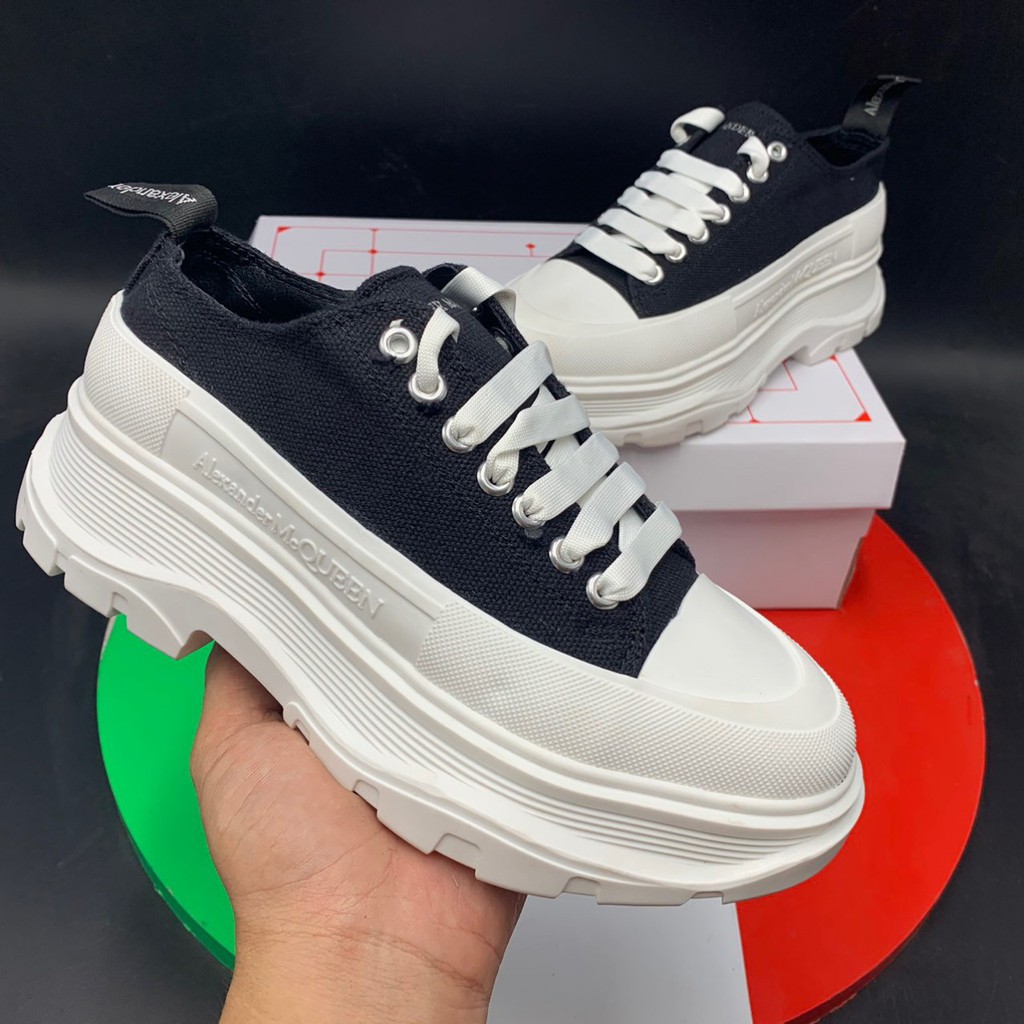 Giày MC Queen Black Tread Slick Low mẫu mới 2022