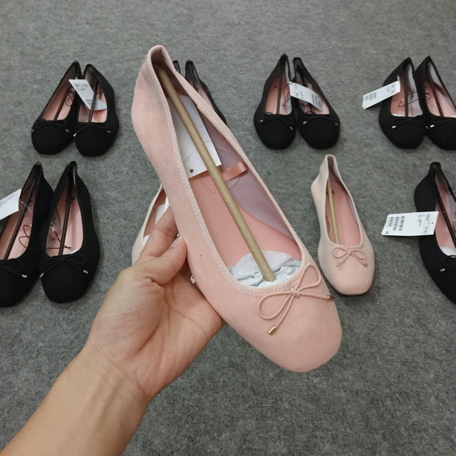 Giày bệt HM