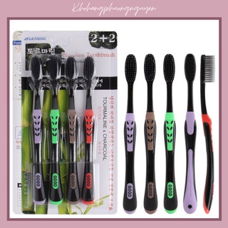 Bàn Chải Đánh Răng Nano Than Tre Hàn Quốc 2+2 (Hộp 4 Chiếc)