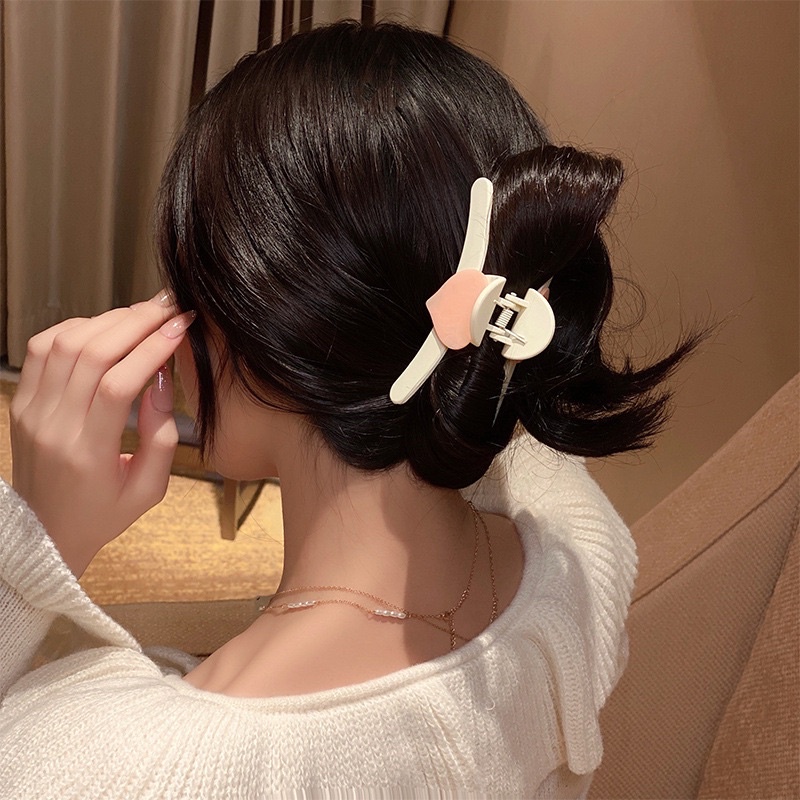 Kẹp tóc chữ nhật Hàn quốc gắn trái tim ngọt ngào trẻ trung