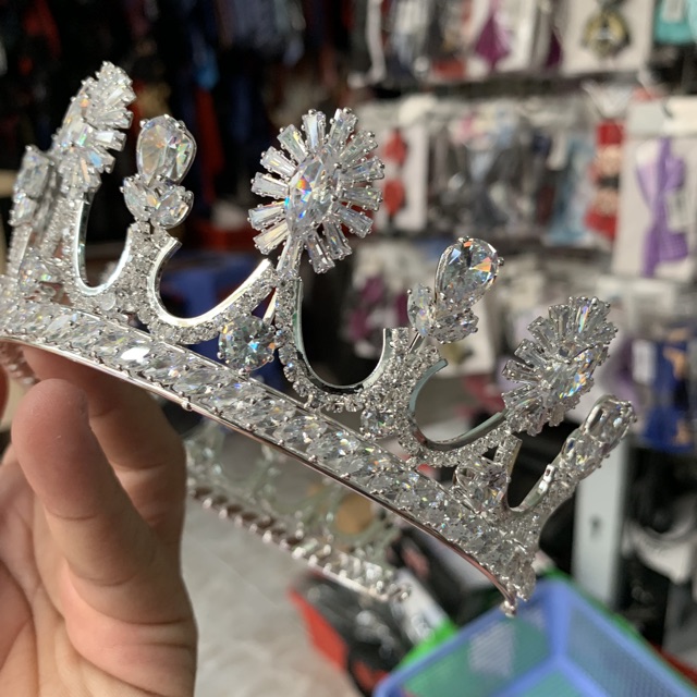 Siêu phẩm vương miện cô dâu