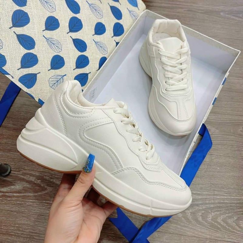 Giày thể thao nữ đơn giản nâng đế 5p nhẹ nhàng BaTa