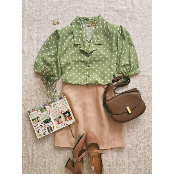 Chân váy bút chì 3 nút