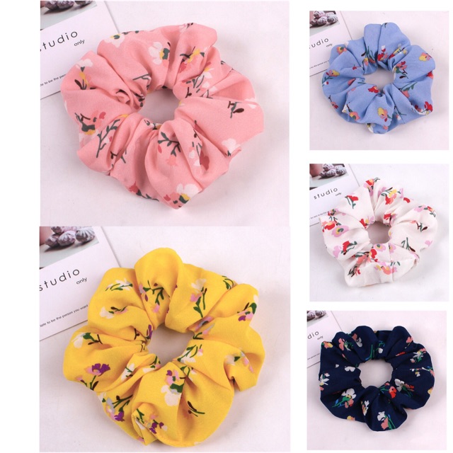 Cột tóc Scrunchies hoa nhí