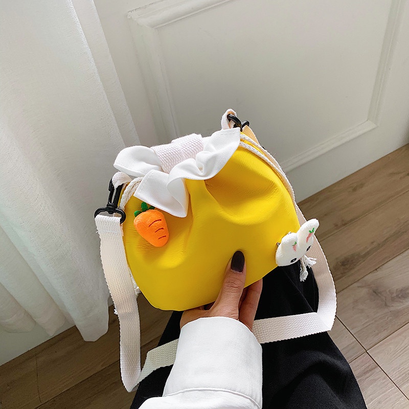 Túi Đeo Chéo Hình Búp Bê Dễ Thương Cho Nữ