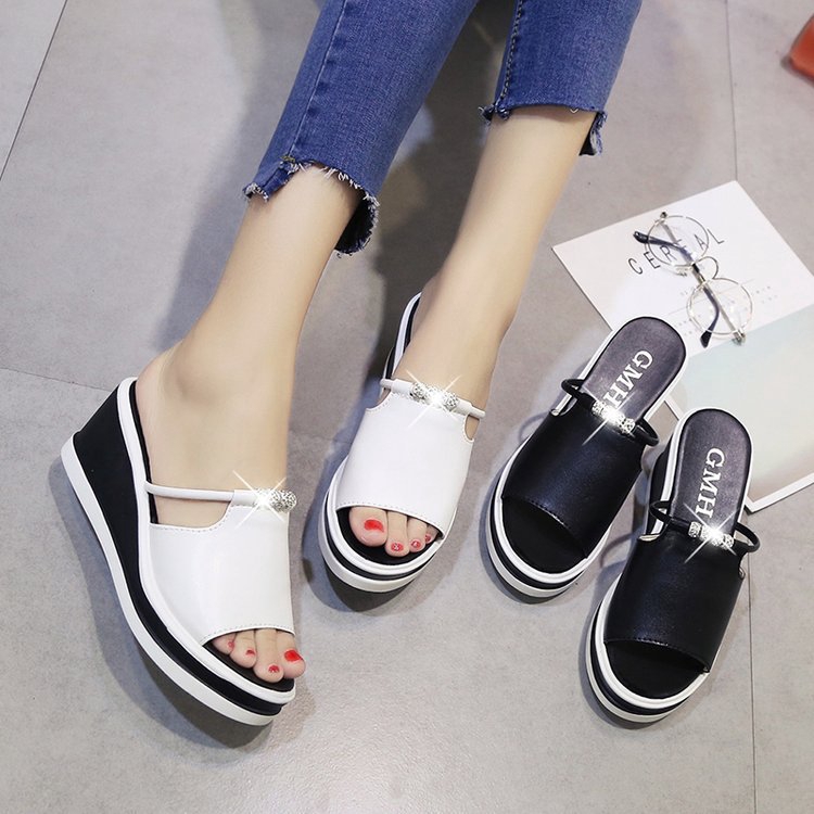 Dép sandal đế xuồng thời trang mùa hè cho nữ