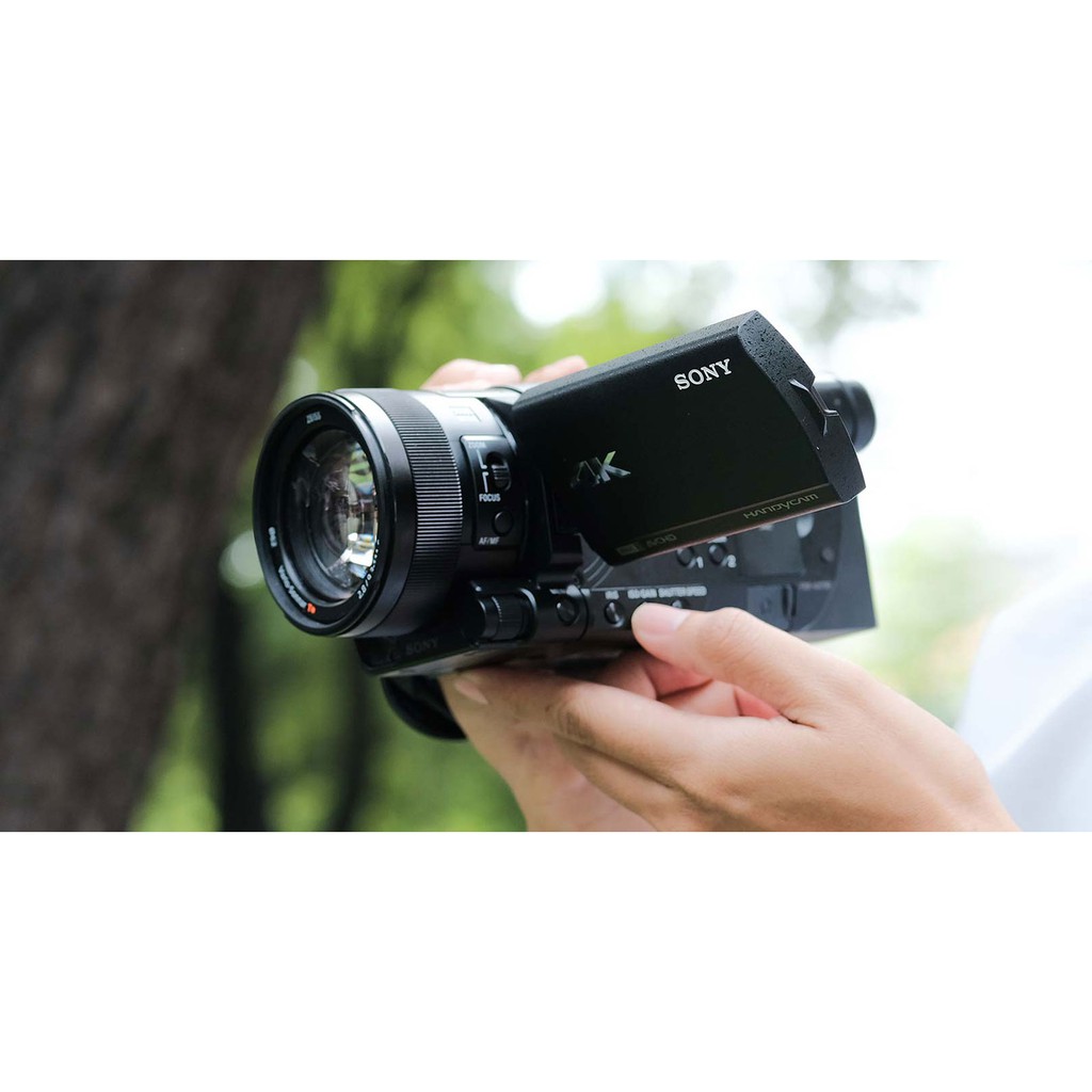 Máy Quay Cầm Tay Sony AX700 | Handycam Sony 4K HDR FDR-AX700 (Mới 100%)