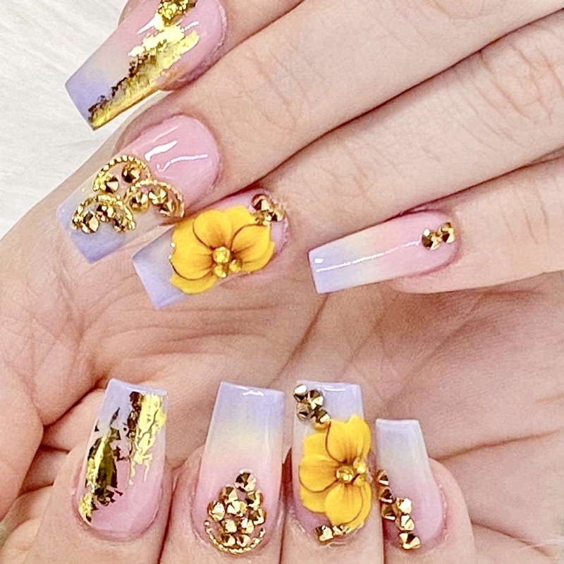 hoa bột - hoa nail - cúc nửa nhọn gân