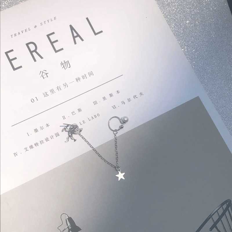 Khuyên tai không đối xứng phối ngọc trai và hình cupid thời trang dành cho nữ