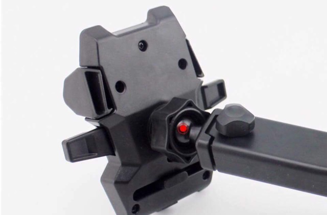 Kẹp điện thoại đa năng trên xe hơi giá để đt đặt talo oto ô tô cài dính chắc